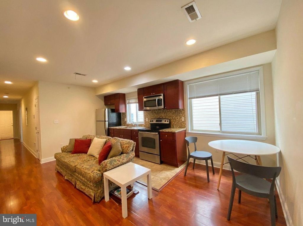 Photo of 1417 N 17th Street #2R, PHILADELPHIA, PA 19121 (MLS # PAPH2554212)