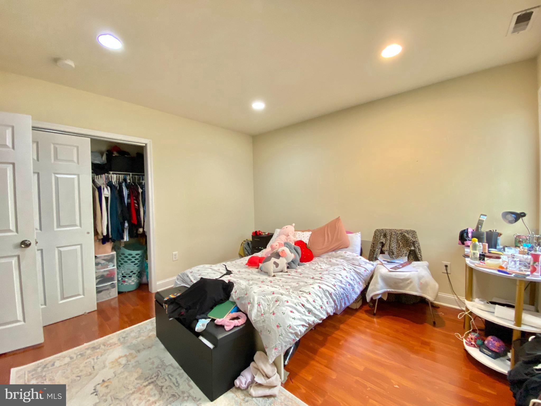 FRANCISVILLE - Residential Lease