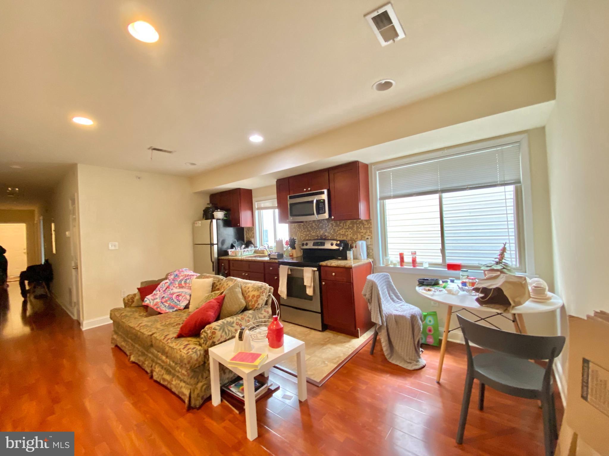 FRANCISVILLE - Residential Lease