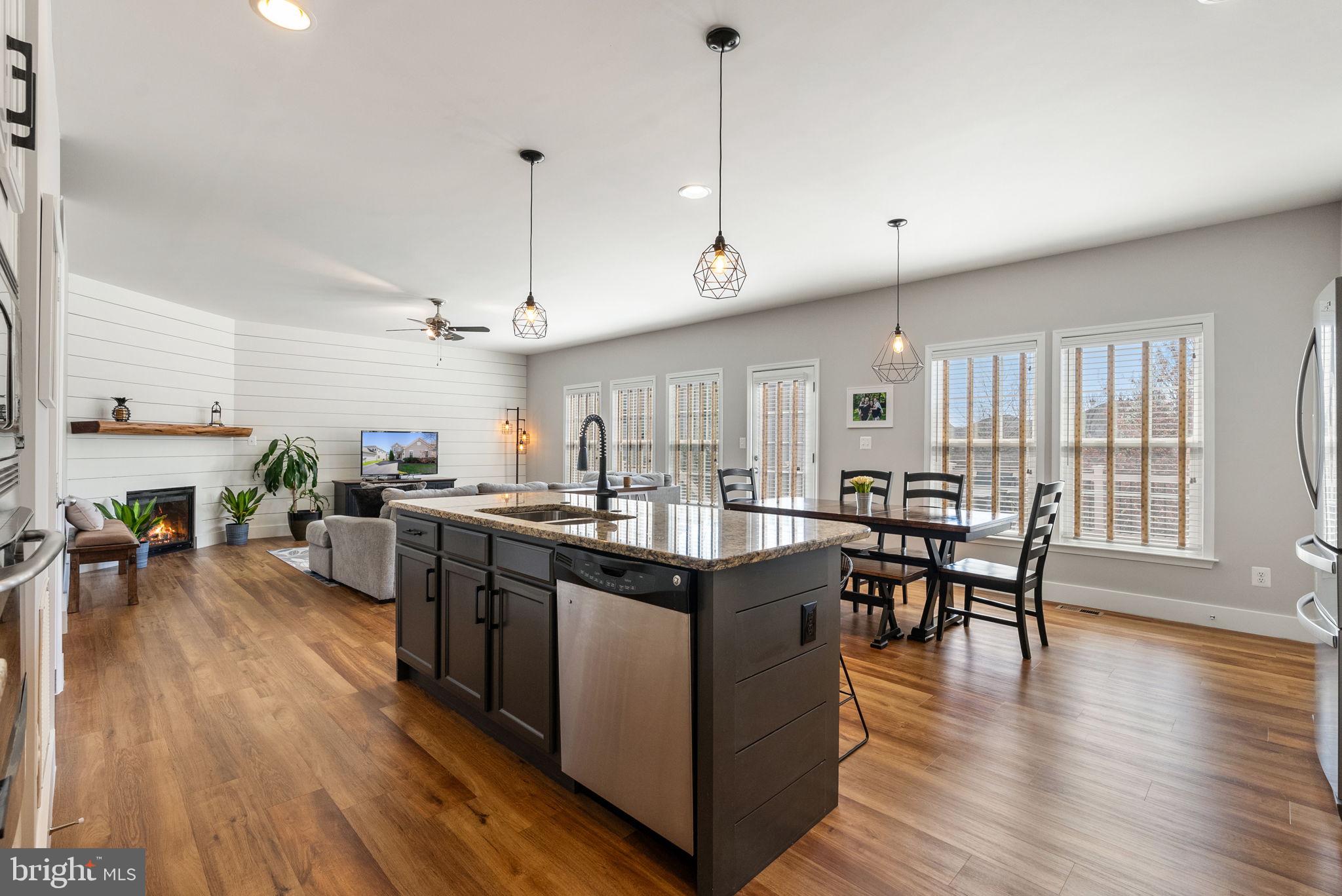 STONE RIDGE SOUTH - Residential