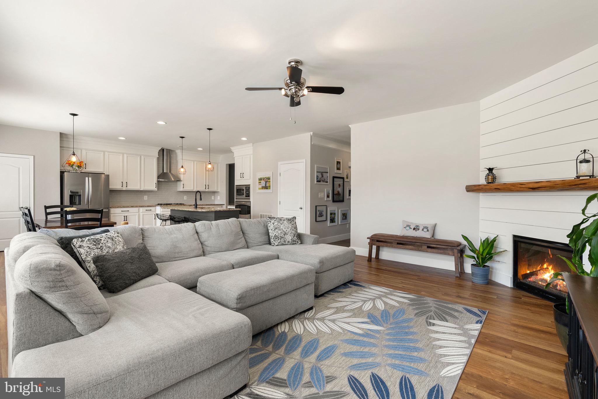 STONE RIDGE SOUTH - Residential