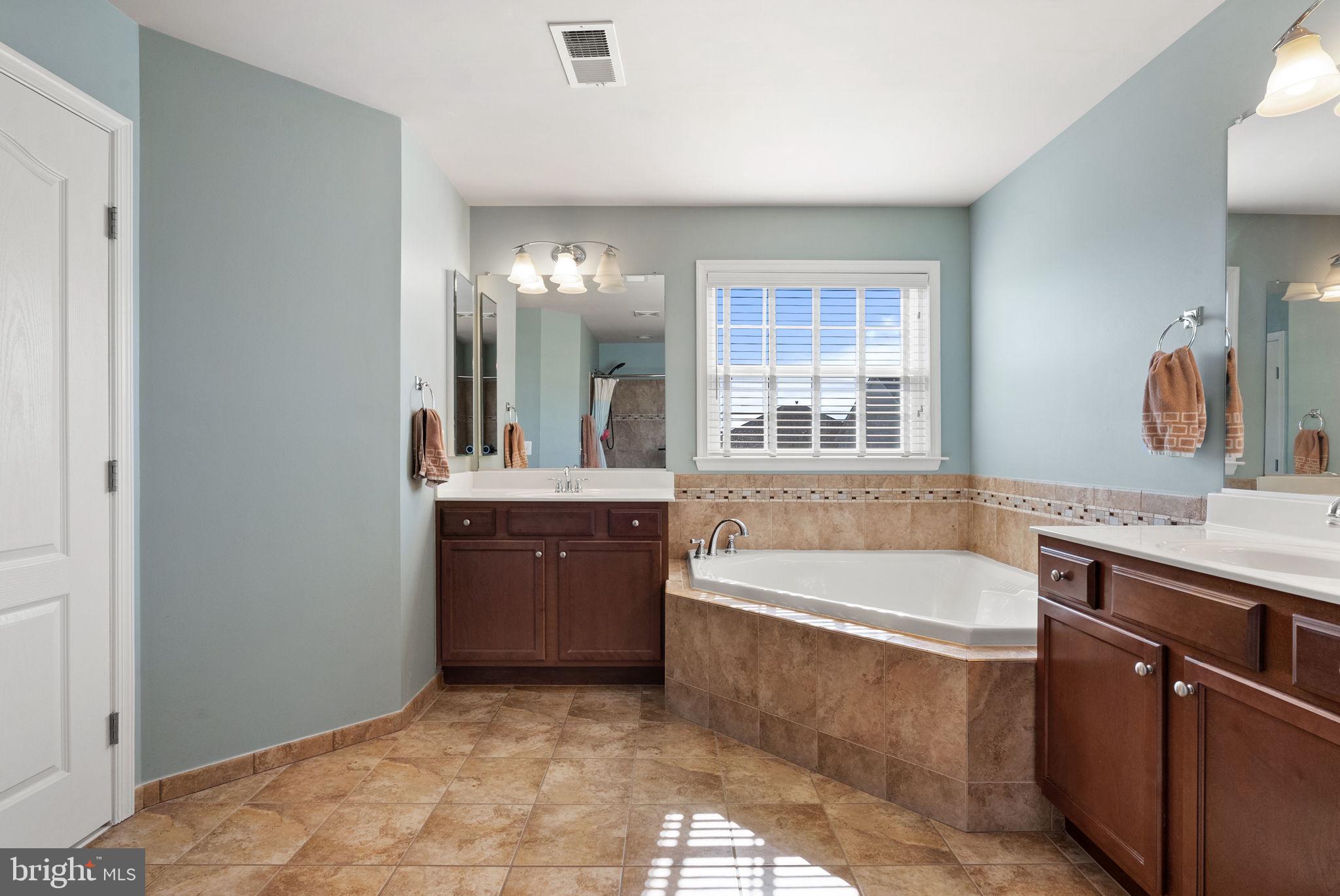 STONE RIDGE SOUTH - Residential