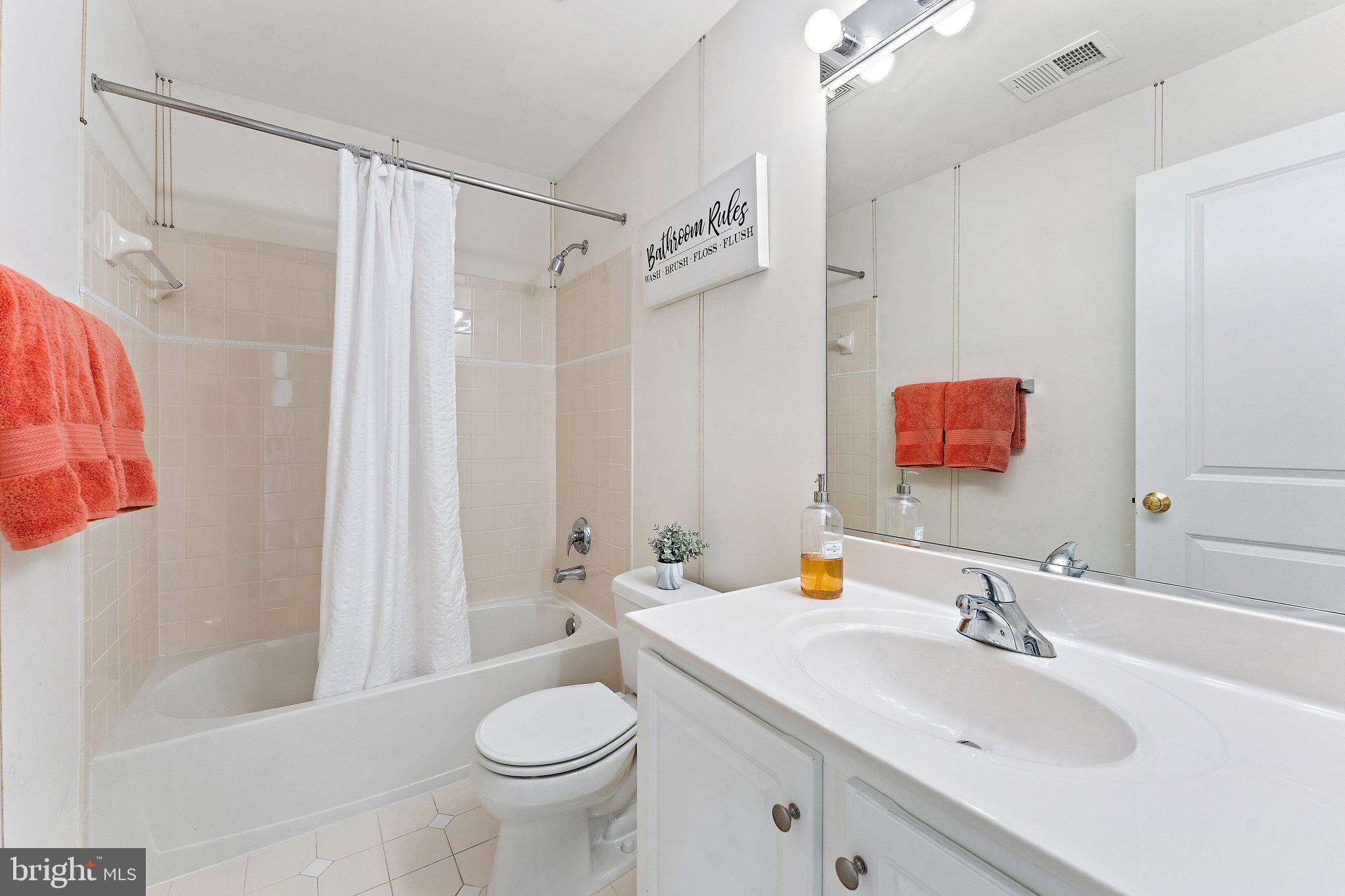 VINT HILL - Residential