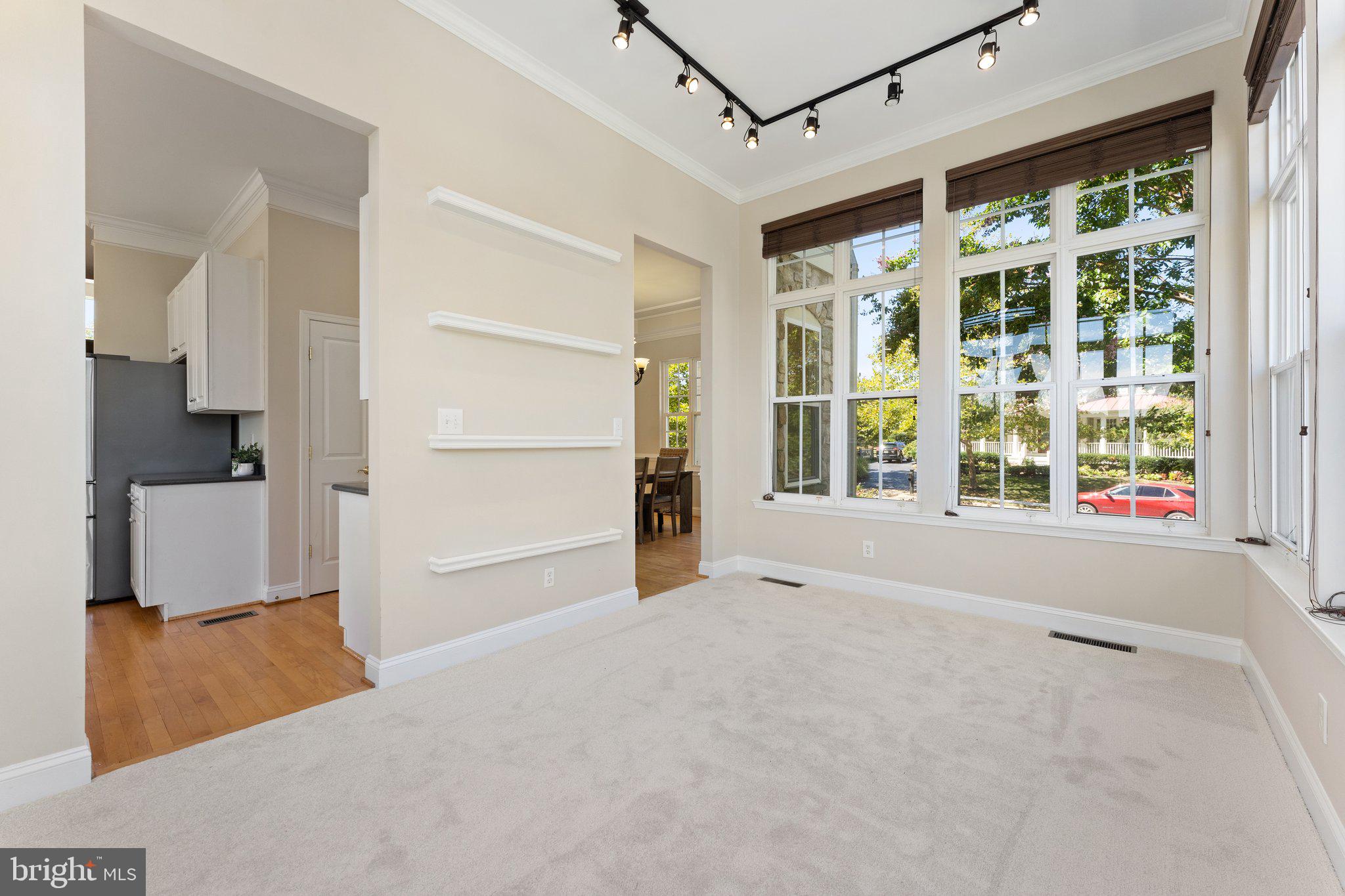 VINT HILL - Residential