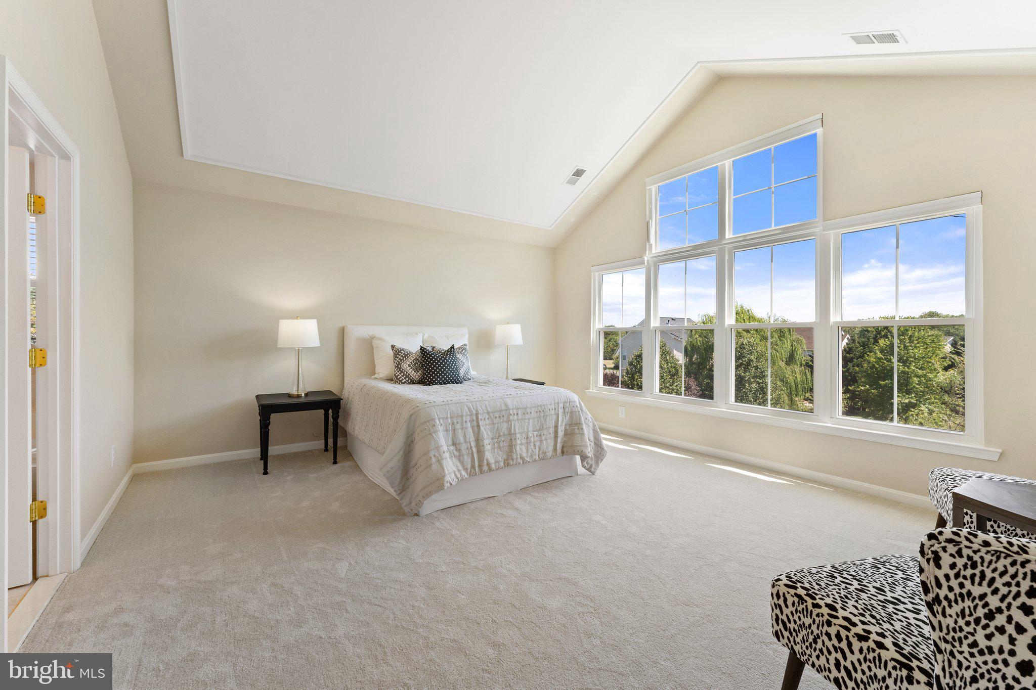 VINT HILL - Residential