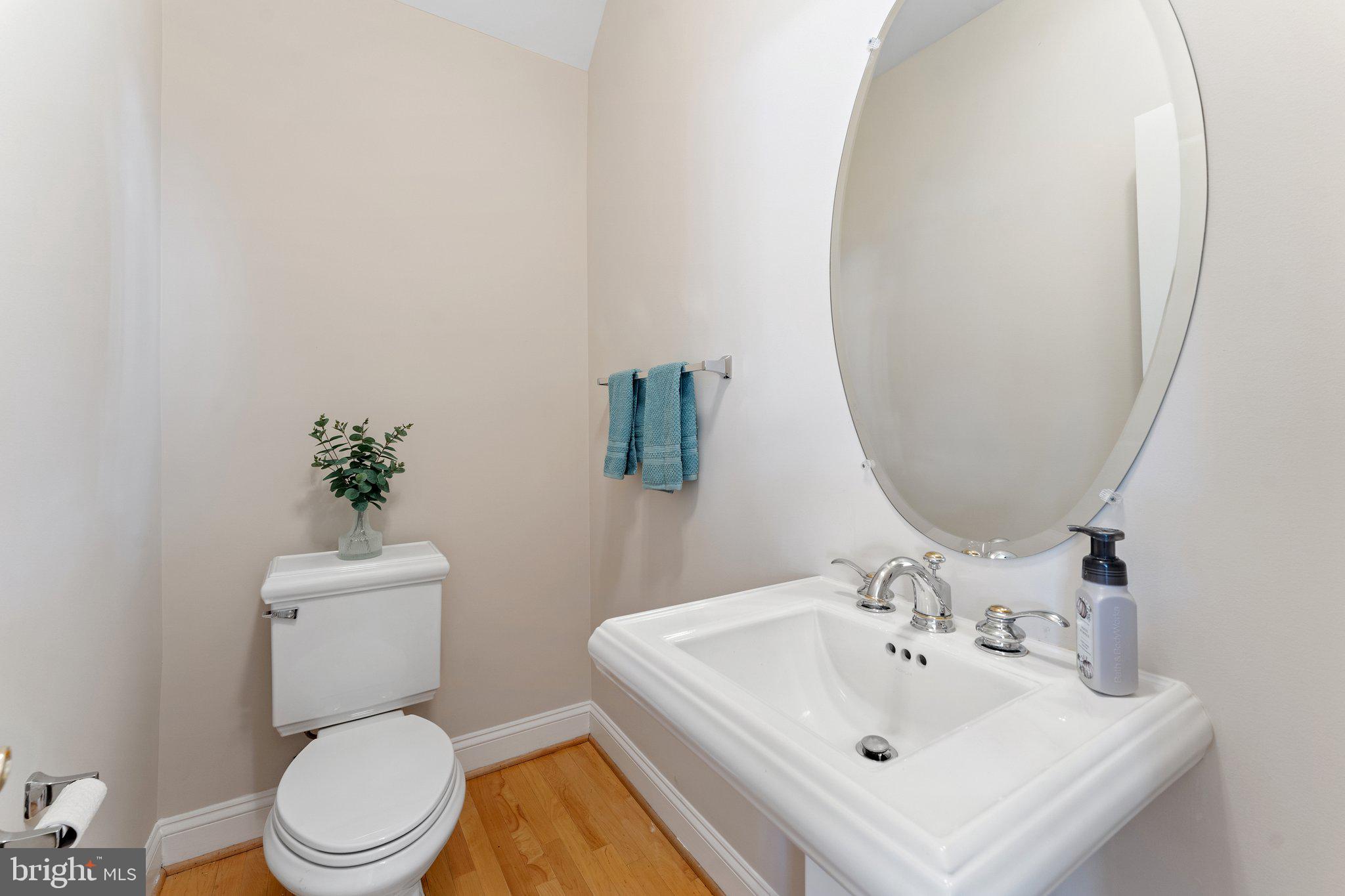 VINT HILL - Residential