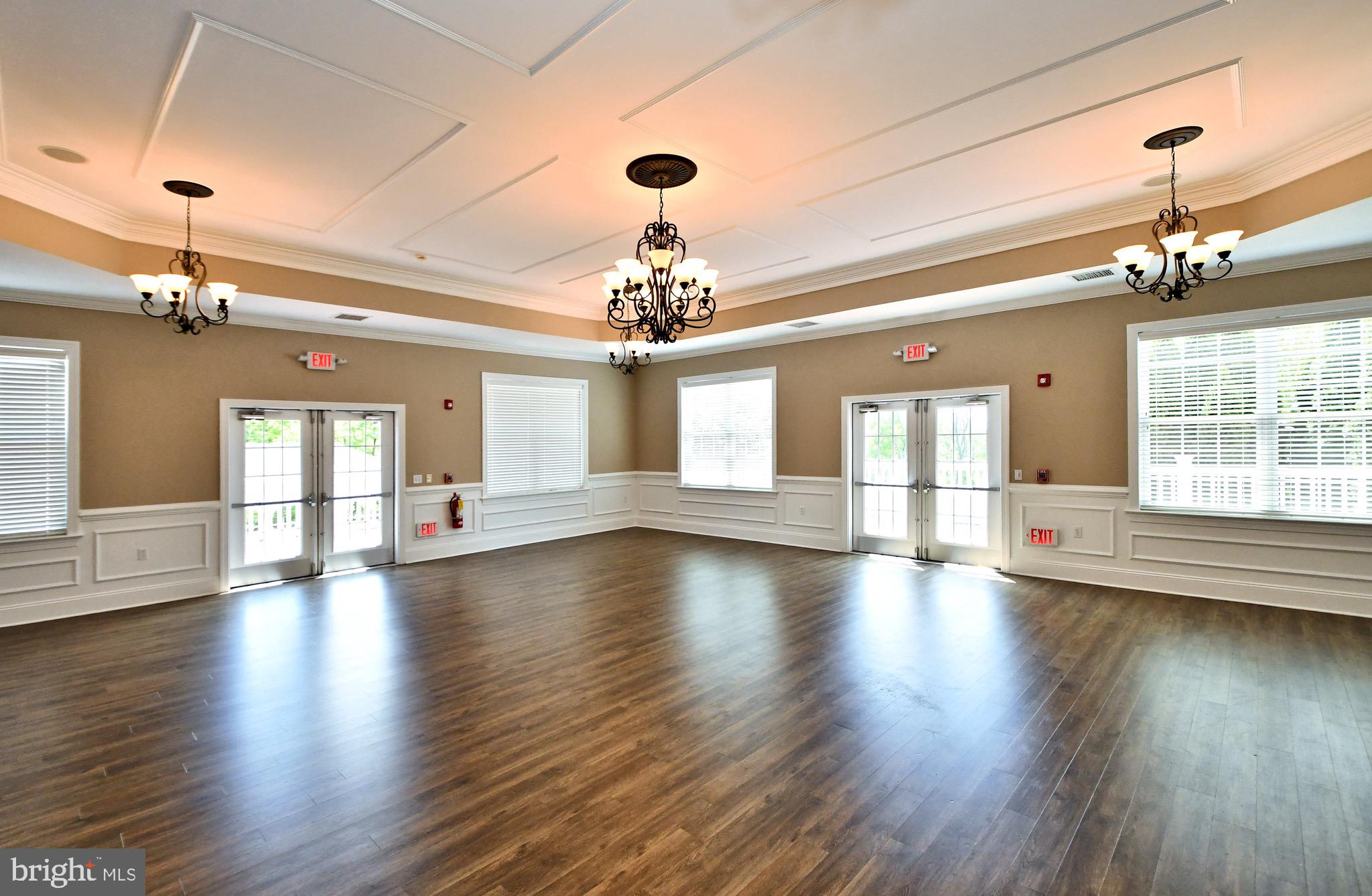 MEADOW GLEN - Residential