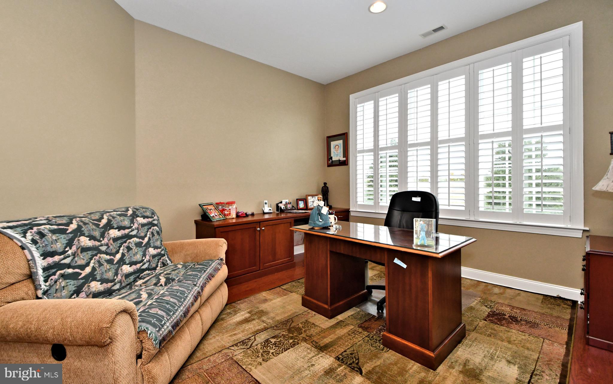 MEADOW GLEN - Residential