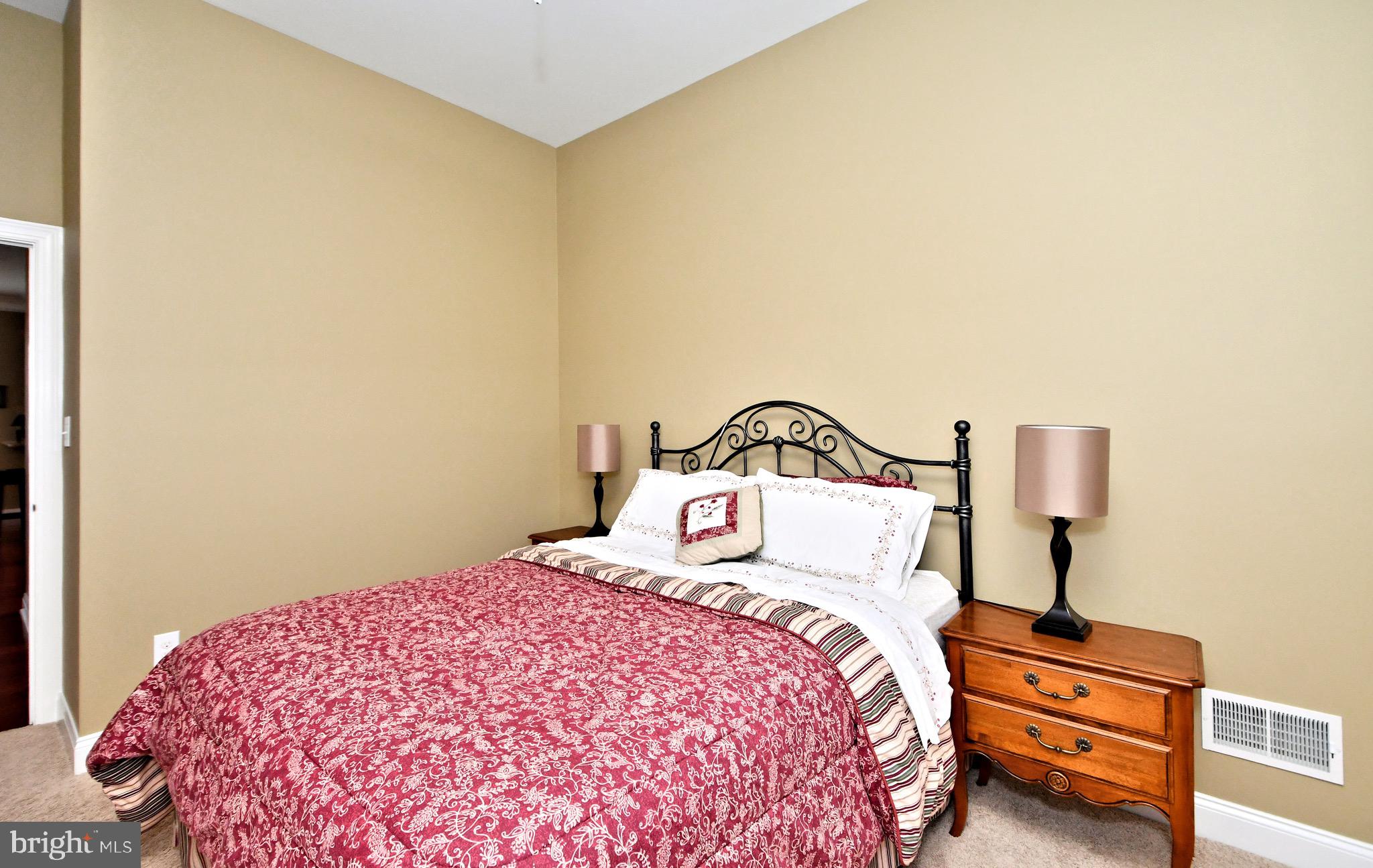 MEADOW GLEN - Residential