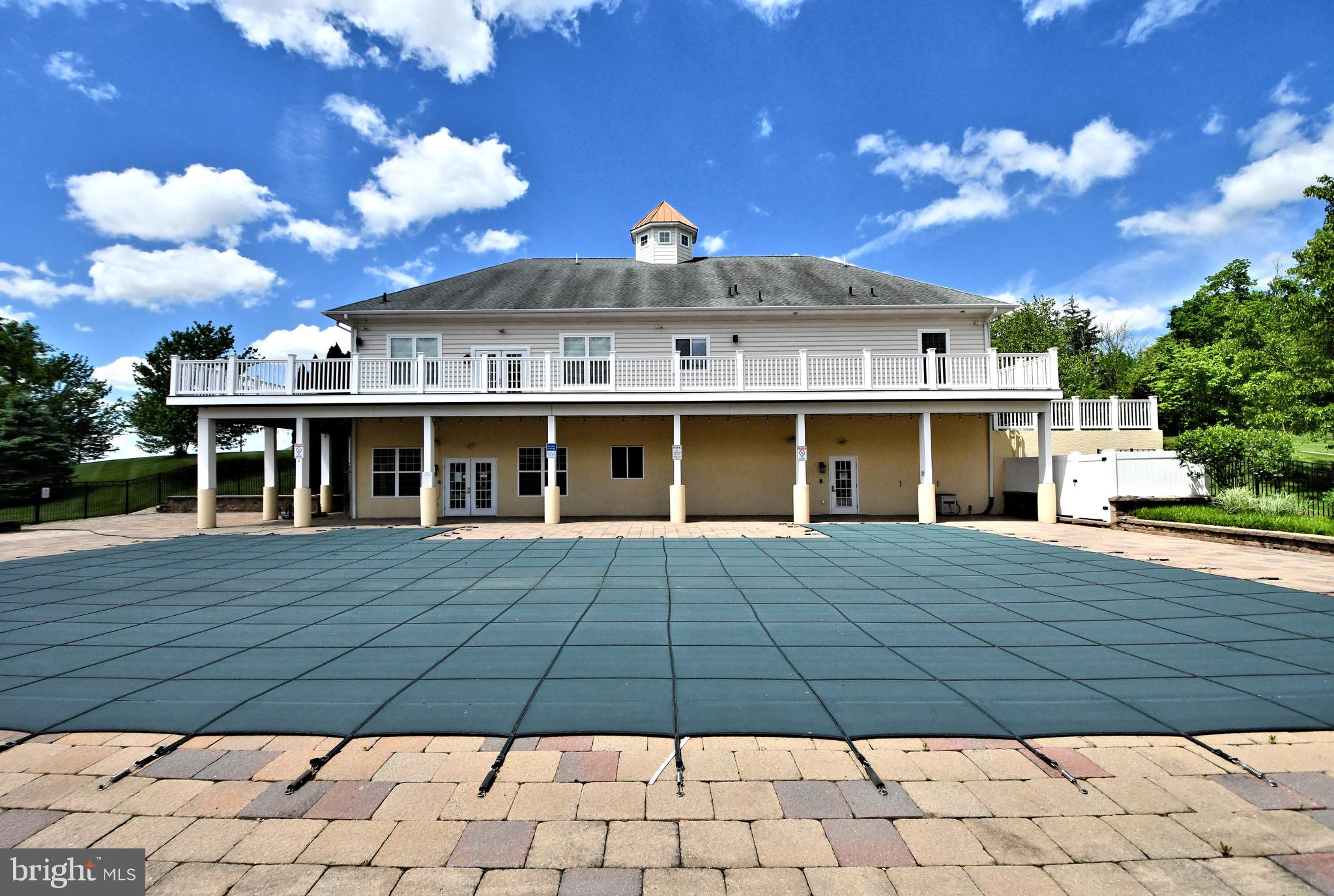 MEADOW GLEN - Residential