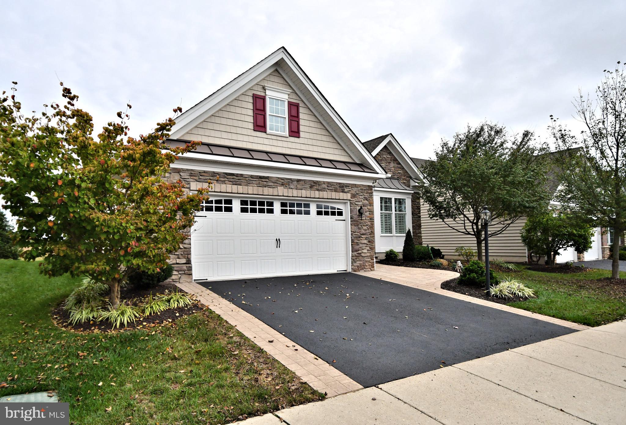 MEADOW GLEN - Residential