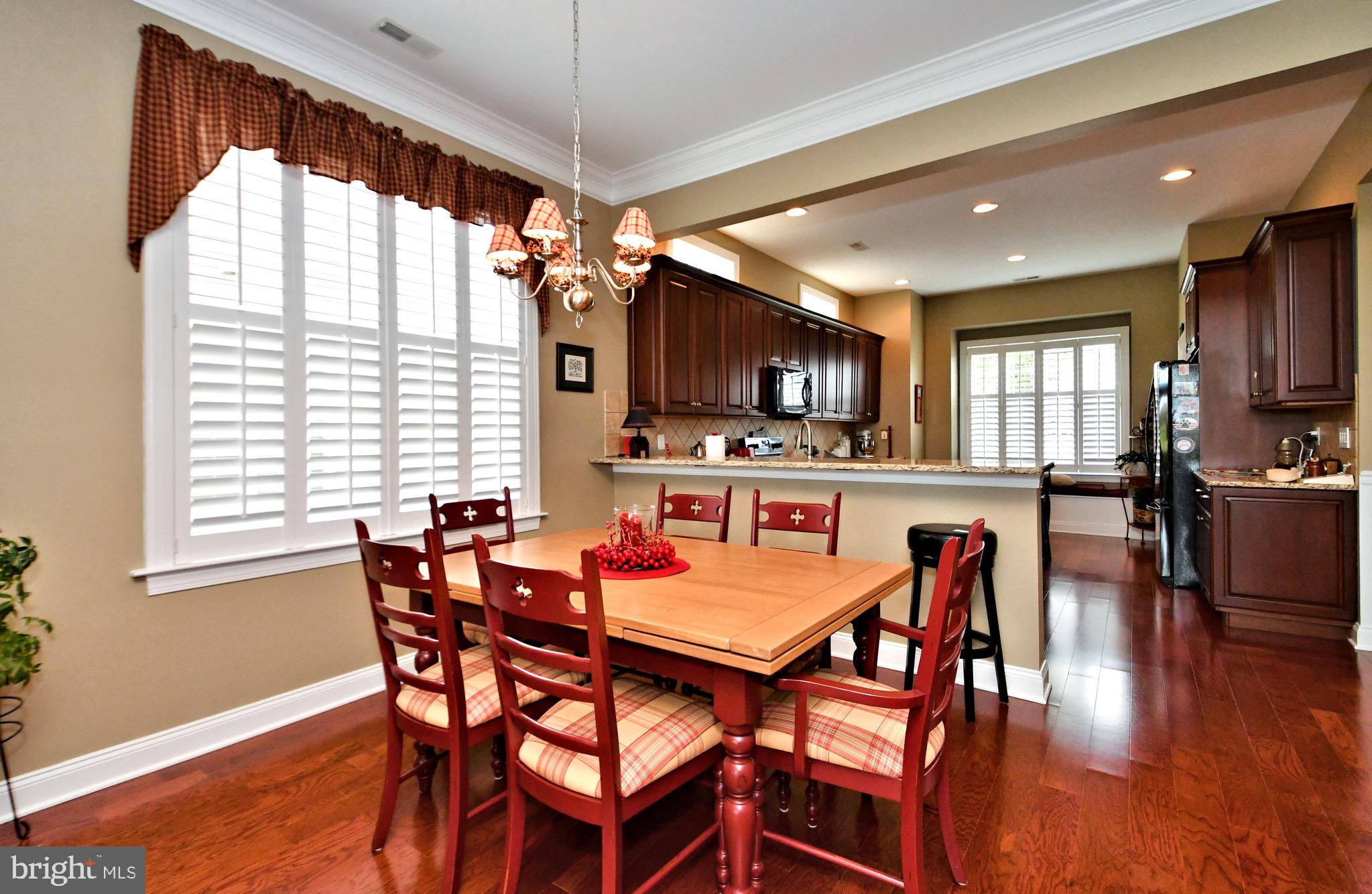 MEADOW GLEN - Residential