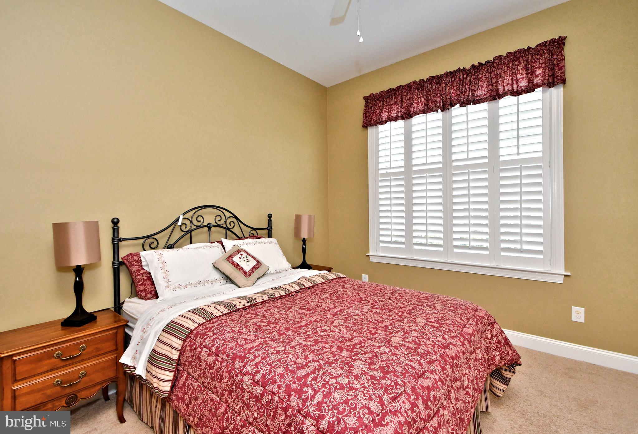 MEADOW GLEN - Residential