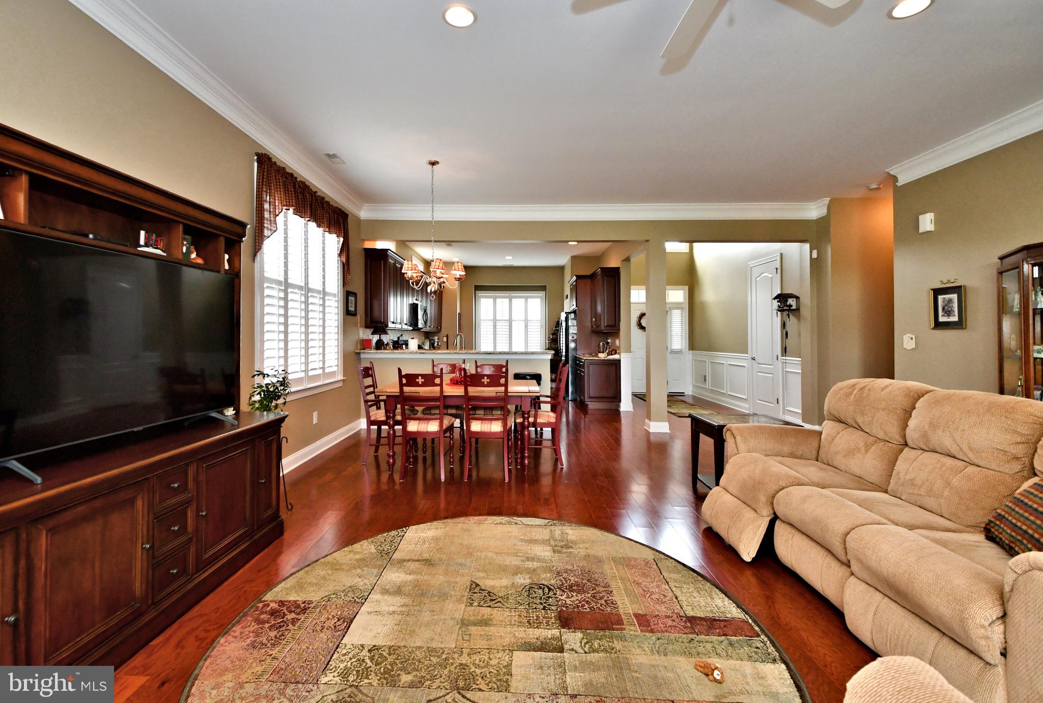 MEADOW GLEN - Residential