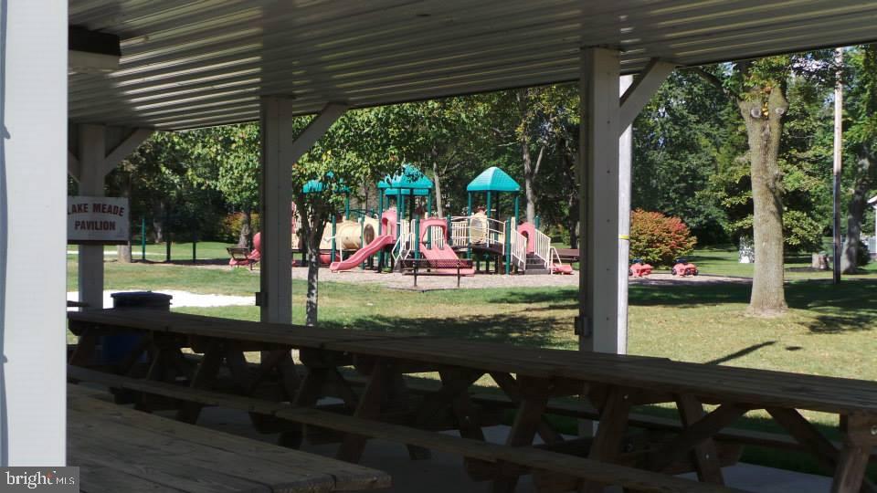 LAKE MEADE - Residential