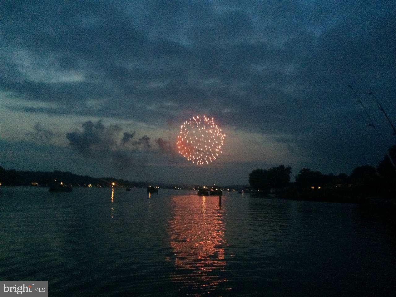 LAKE MEADE - Residential