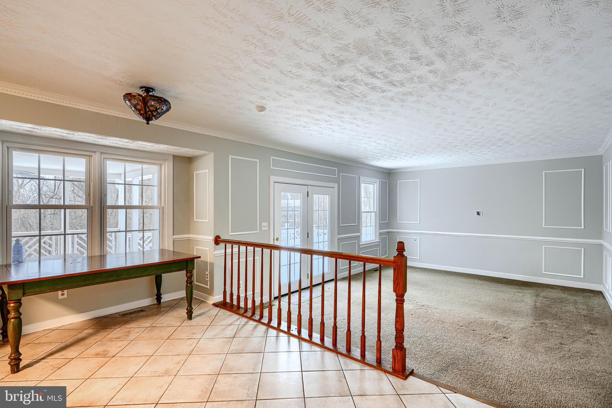 OVERVIEW MANOR - Residential