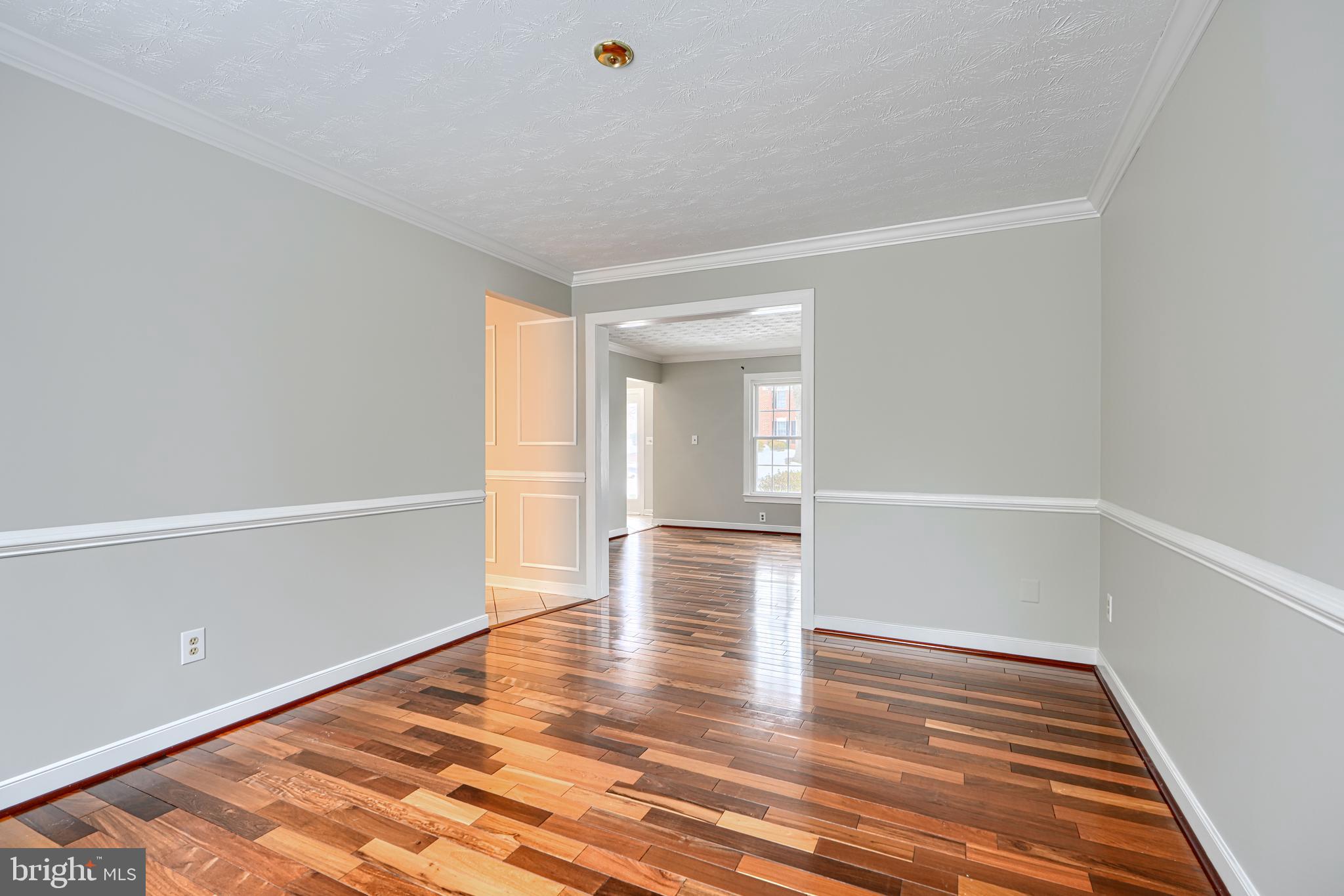 OVERVIEW MANOR - Residential