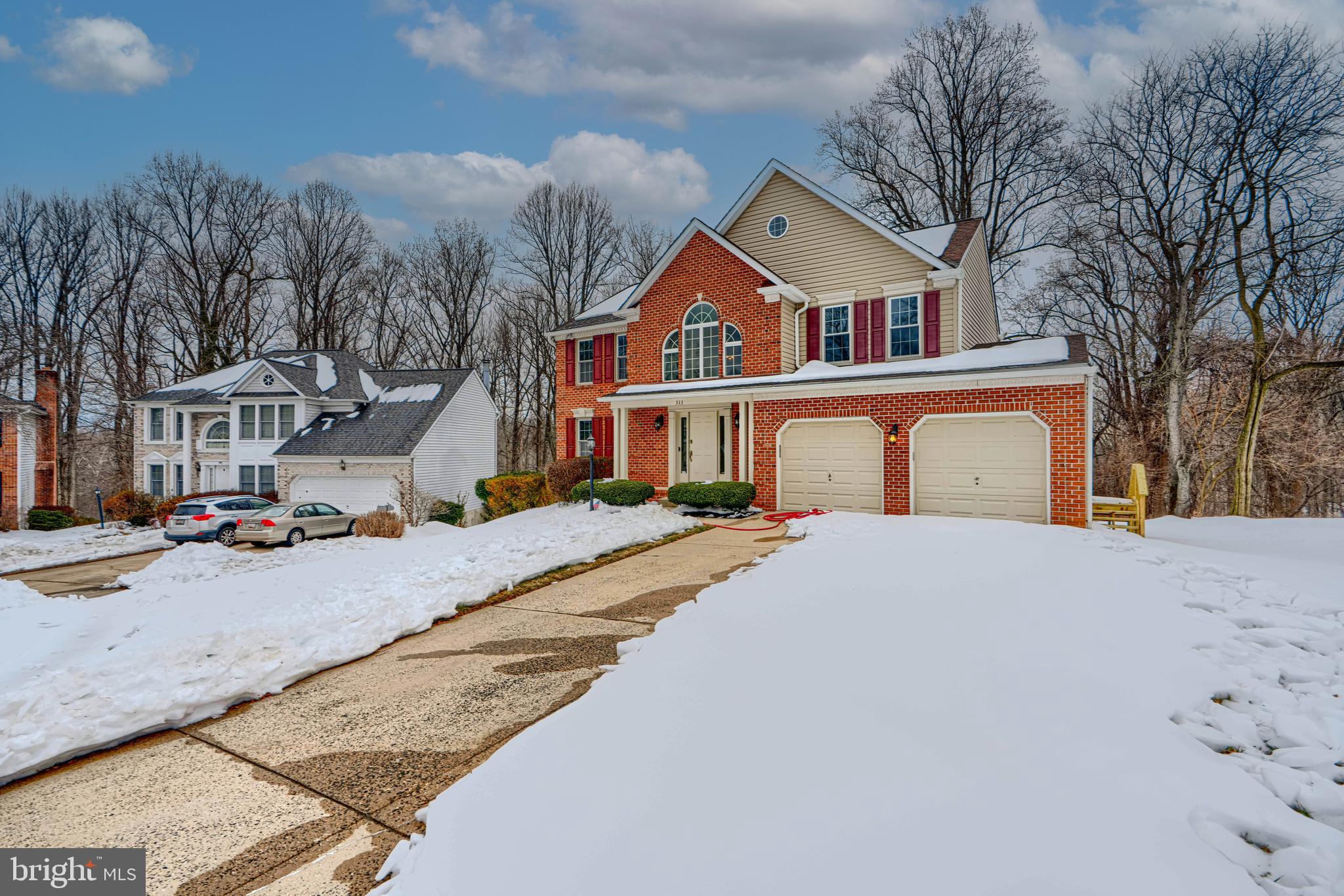 OVERVIEW MANOR - Residential