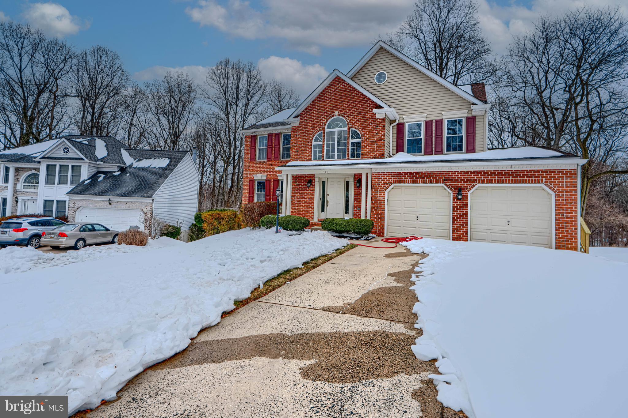 OVERVIEW MANOR - Residential