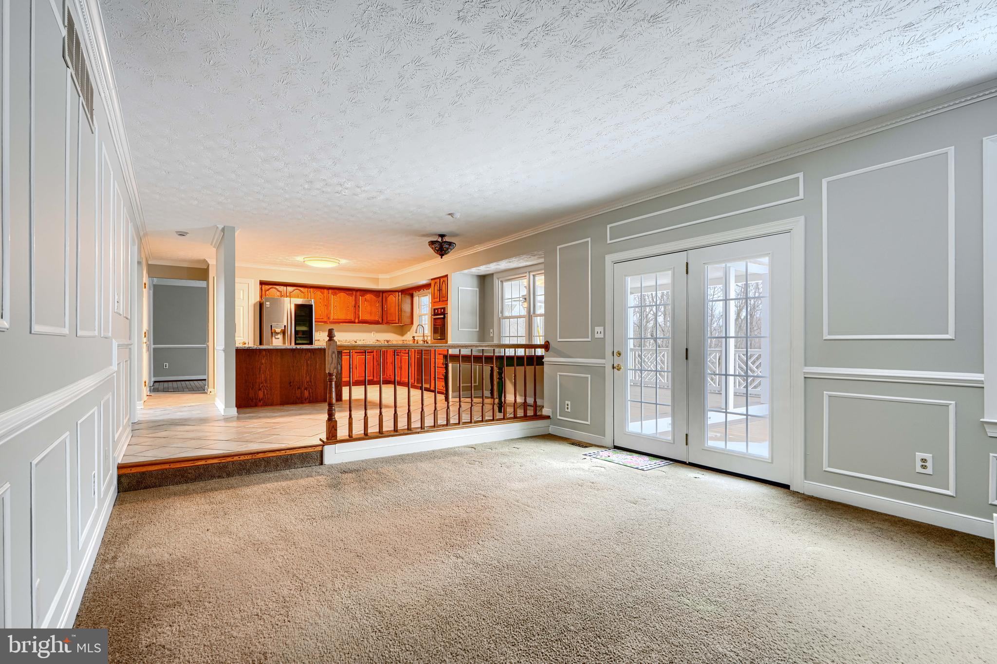 OVERVIEW MANOR - Residential