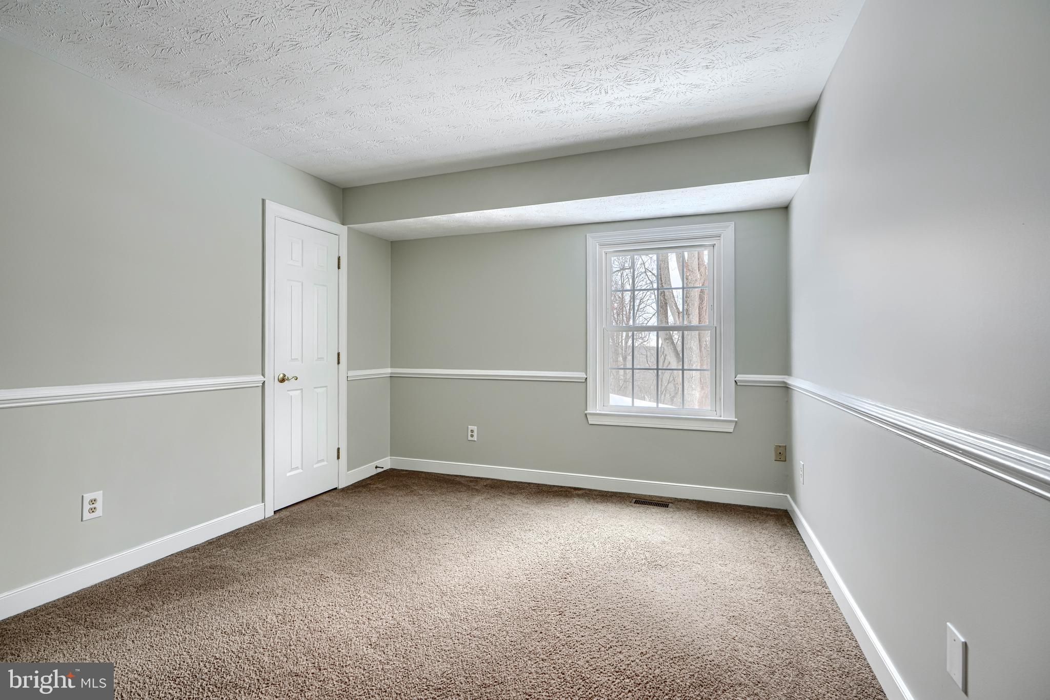 OVERVIEW MANOR - Residential