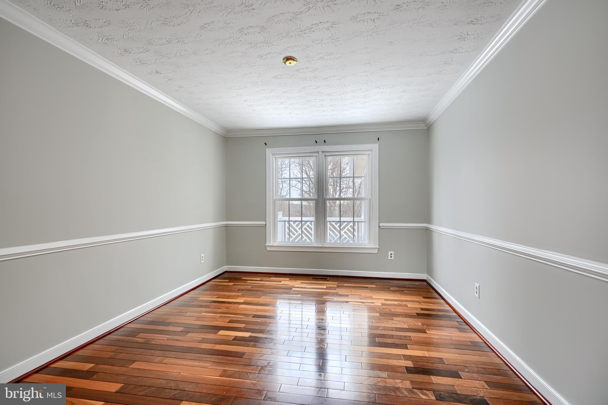 OVERVIEW MANOR - Residential