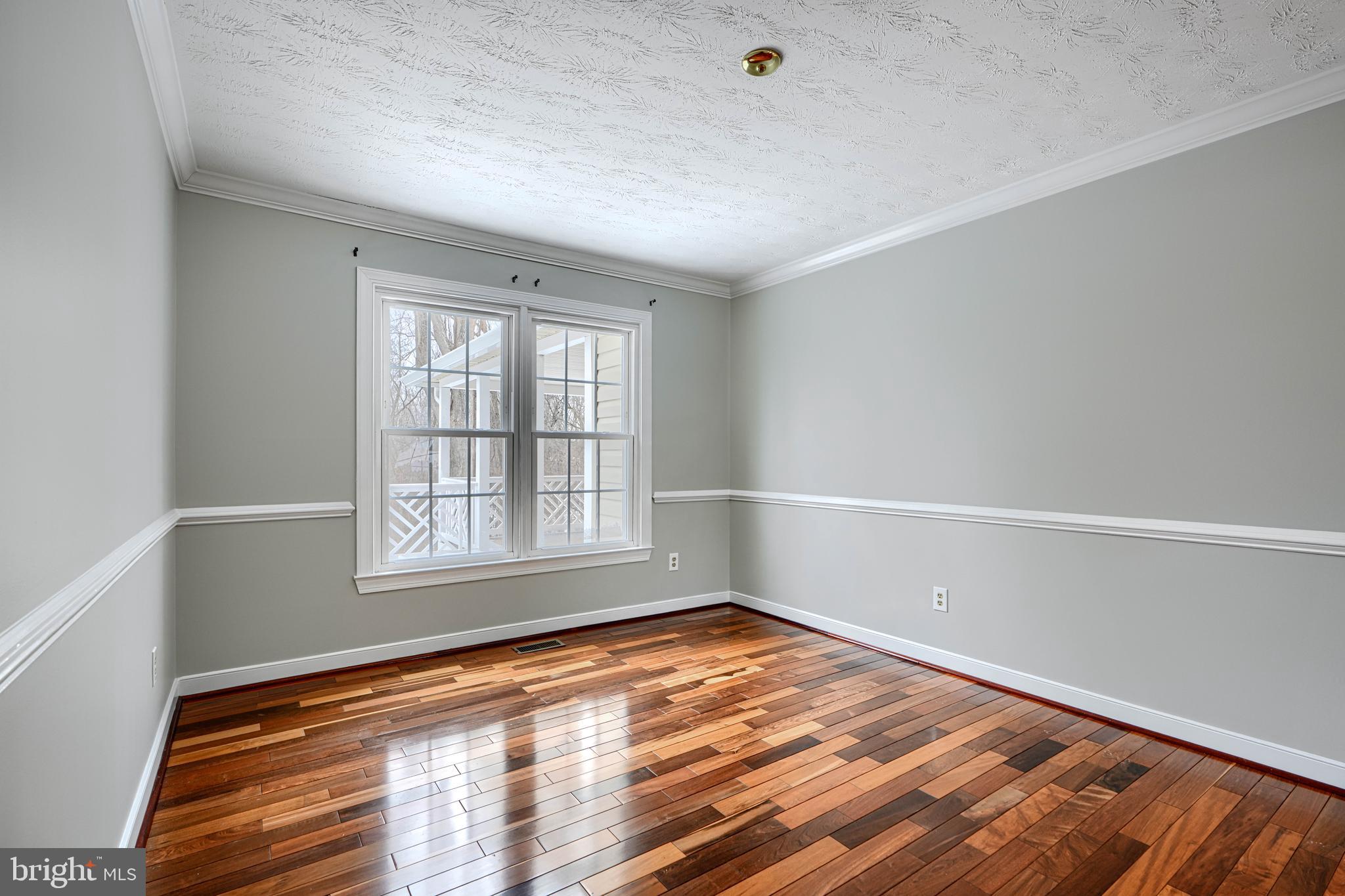 OVERVIEW MANOR - Residential