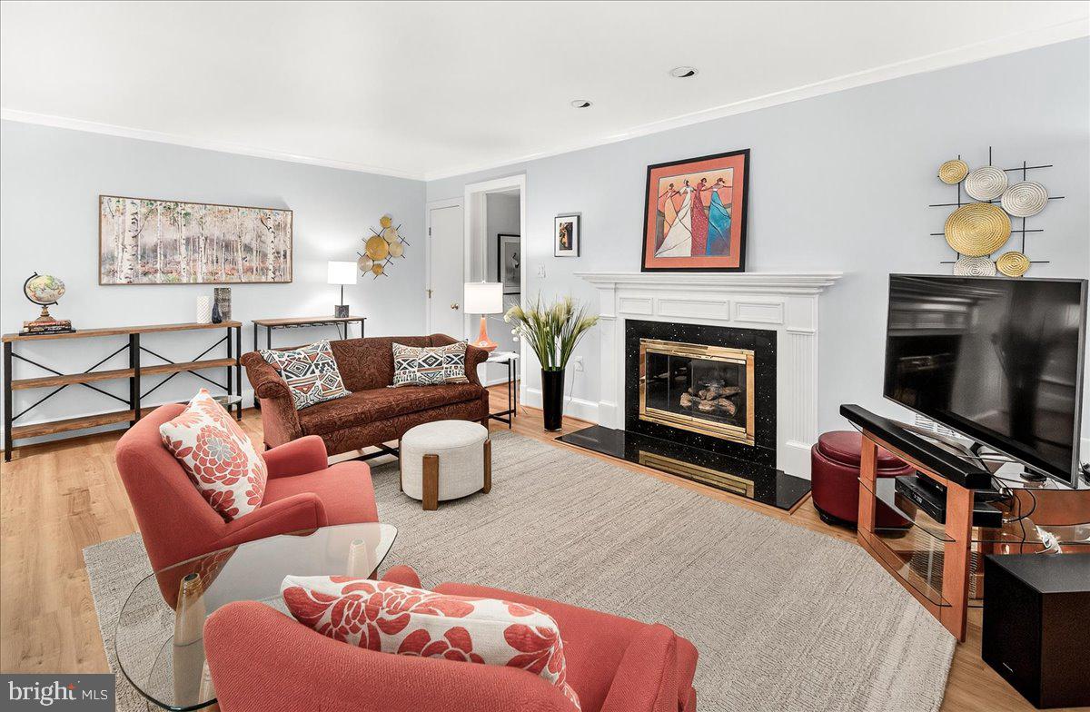 INVERNESS FOREST - Residential