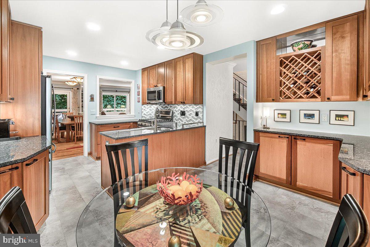 INVERNESS FOREST - Residential