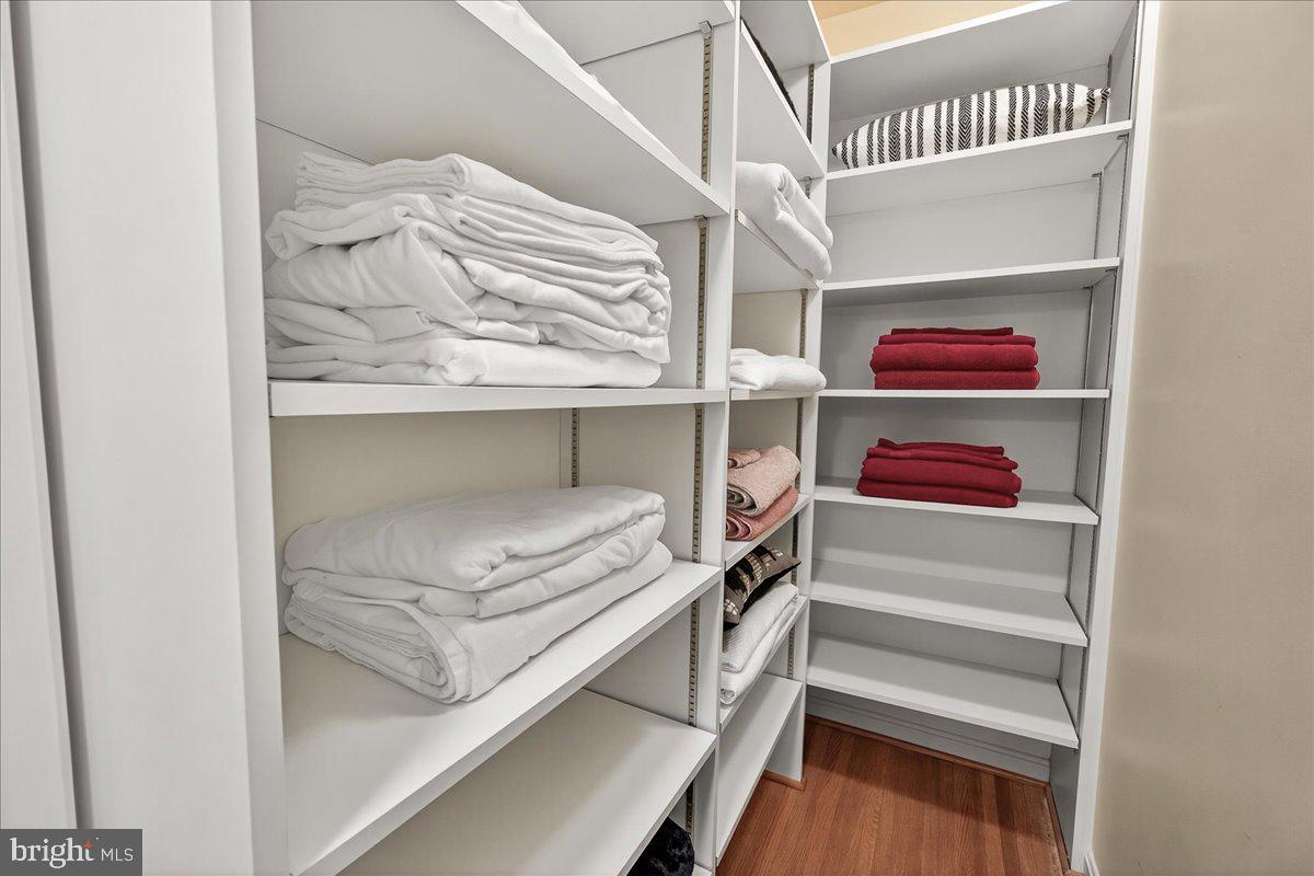 INVERNESS FOREST - Residential