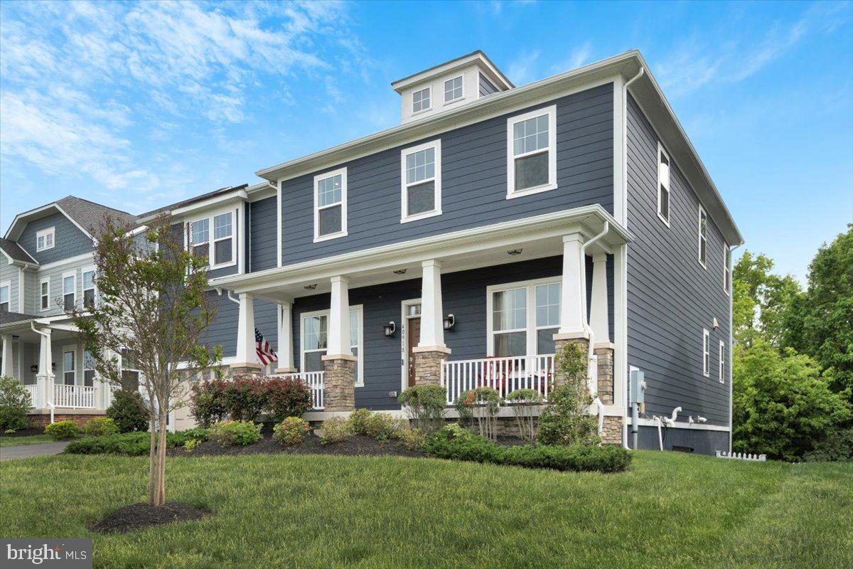 40918 WHITE CLOVER LANE