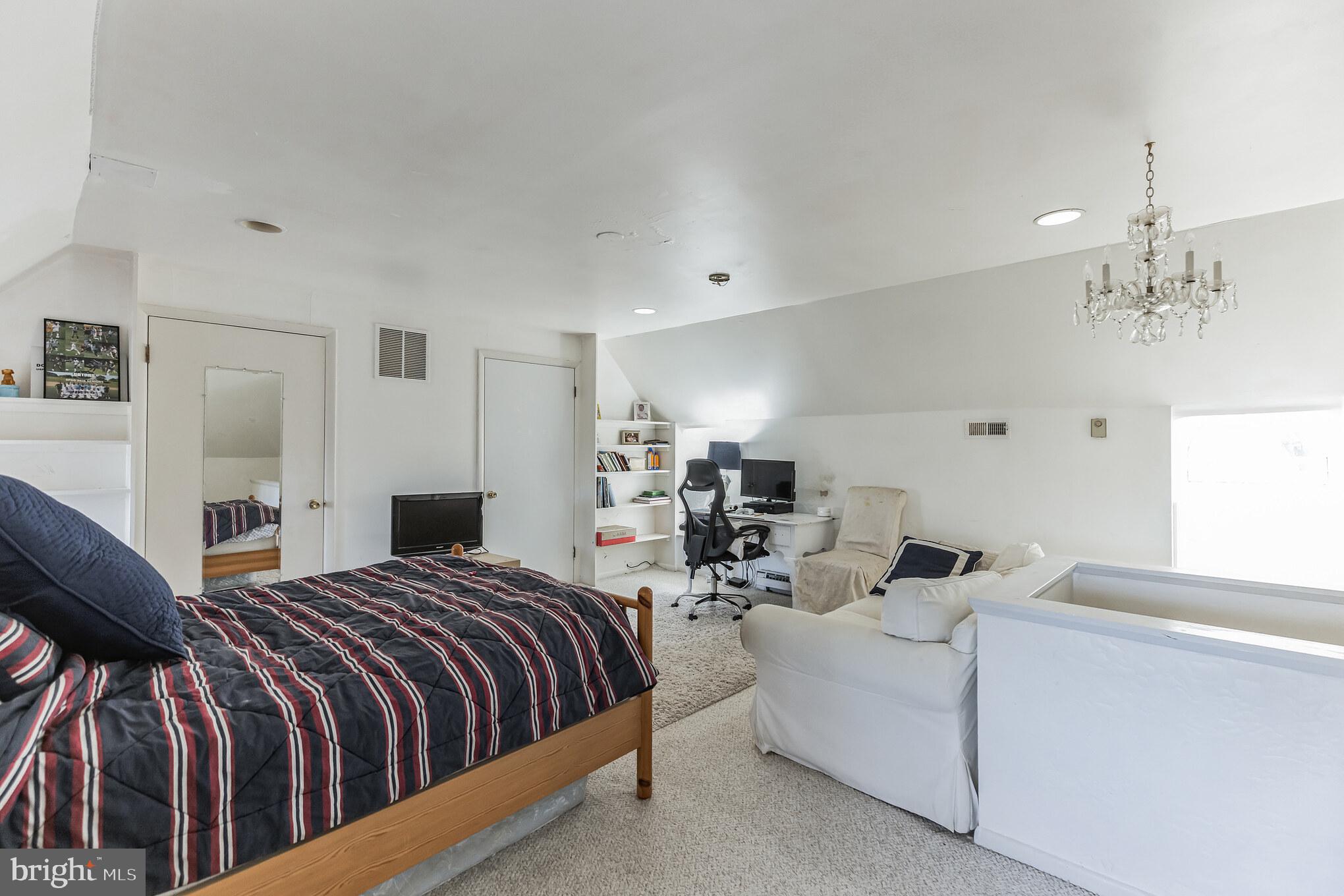 GREATER HOMELAND HISTORIC DISTRICT - Residential