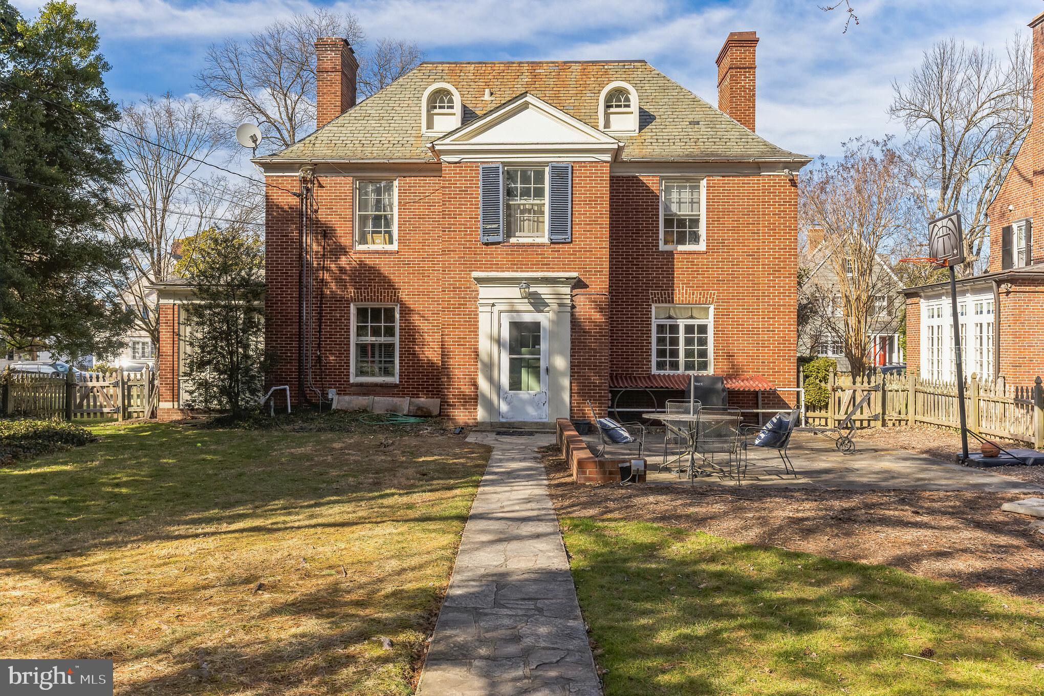 GREATER HOMELAND HISTORIC DISTRICT - Residential