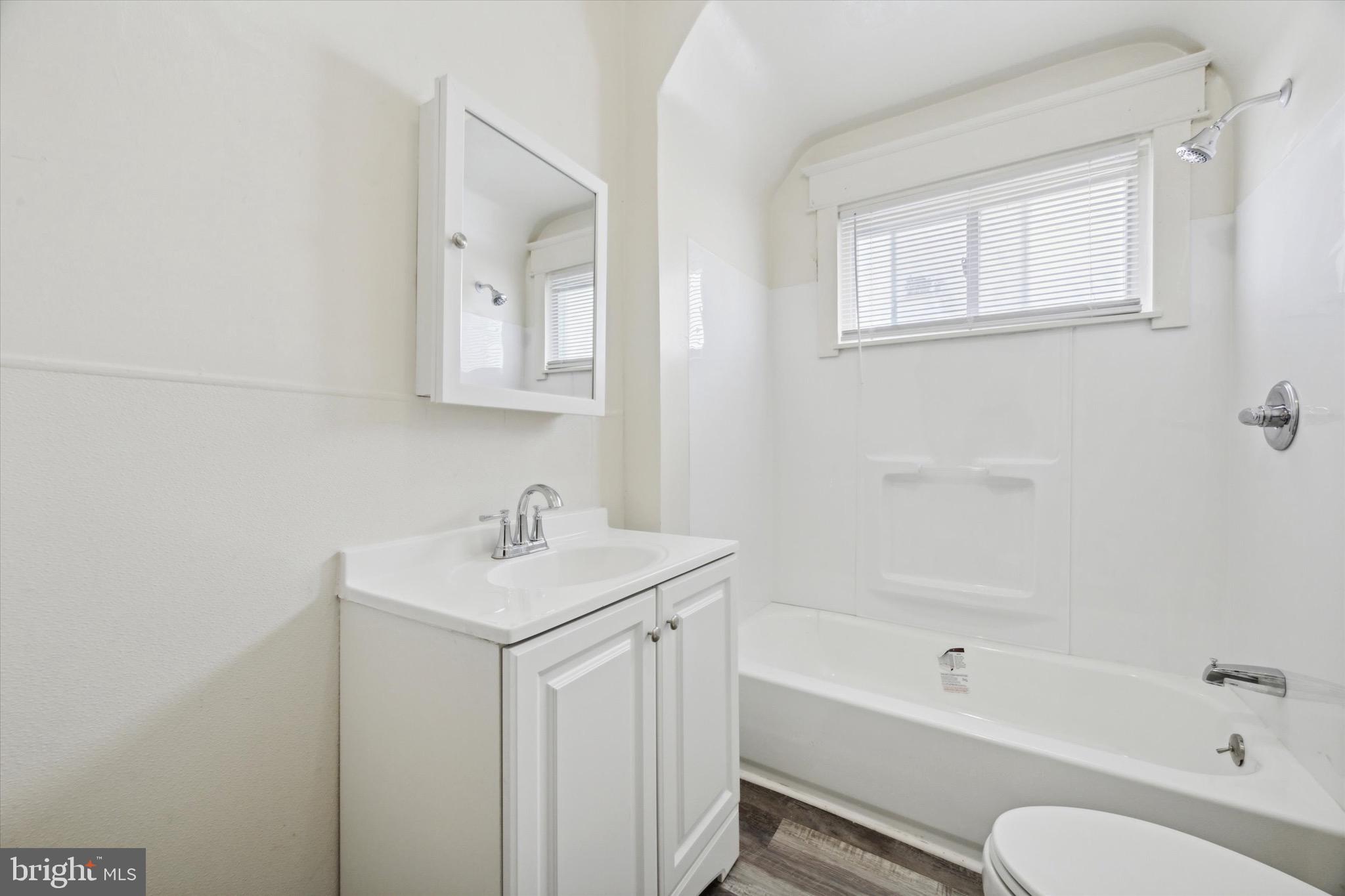 FOLCROFT - Residential Lease