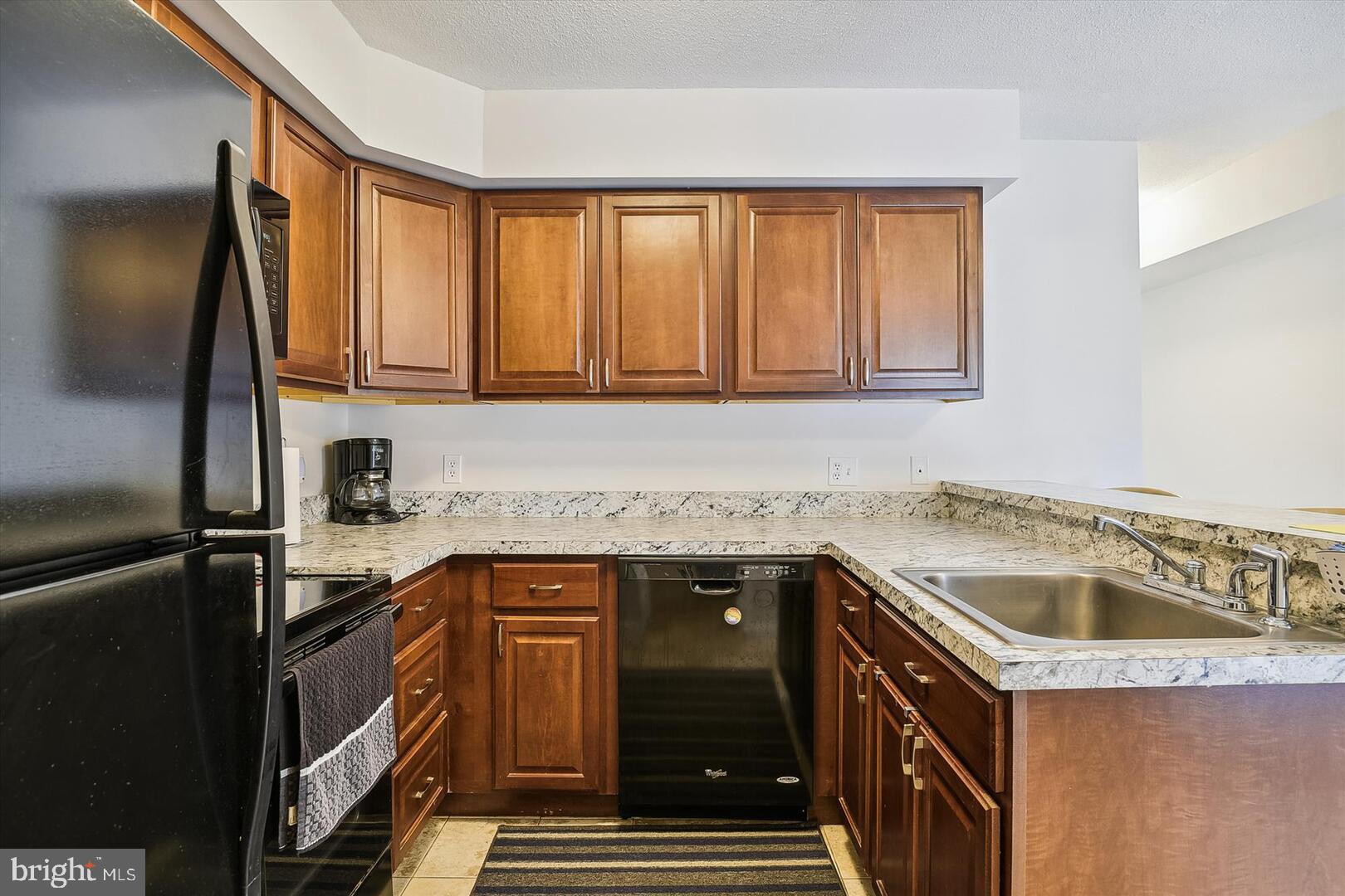38096 MOCKINGBIRD LANE 23