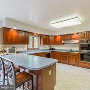 OCCOQUAN OAKS - Residential