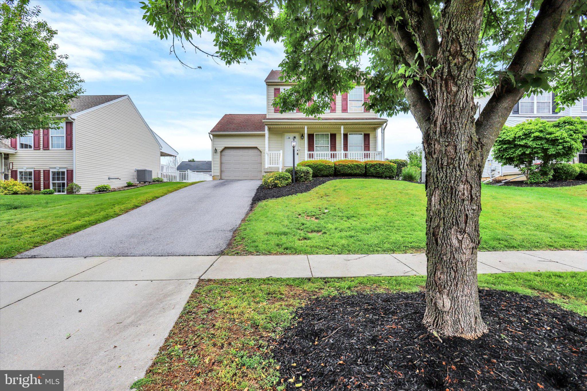 13 KINGSBRIDGE CIRCLE