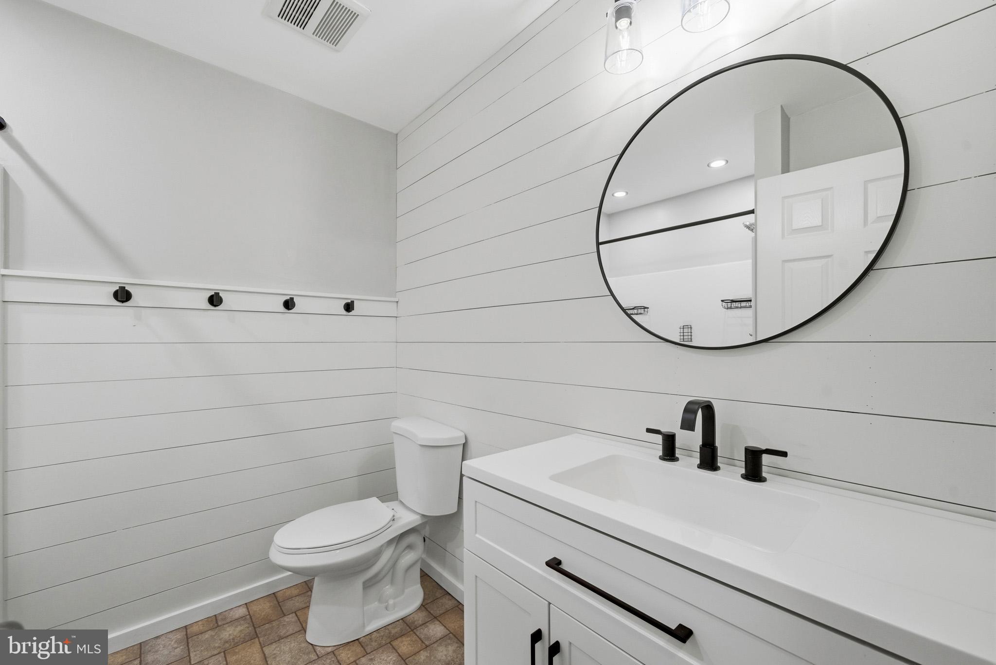 LEONARDTOWN - Residential