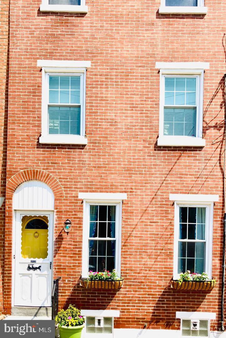 FISHTOWN - Residential Lease