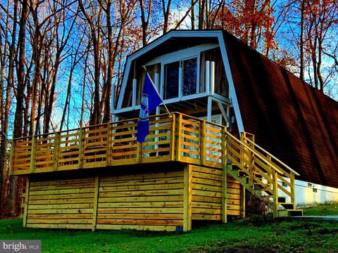 1659 S LAKESHORE DRIVE LOUISA VA 23093