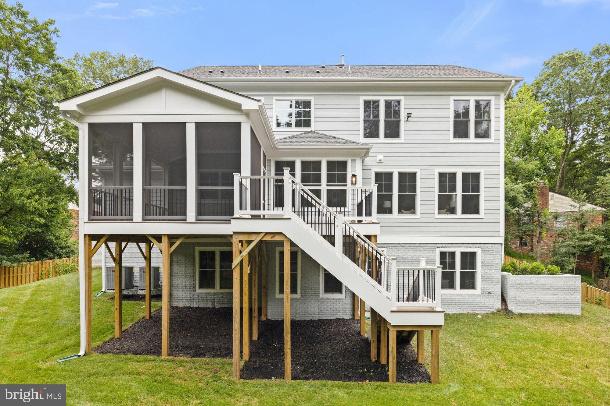 2236 LAUREL RIDGE ROAD