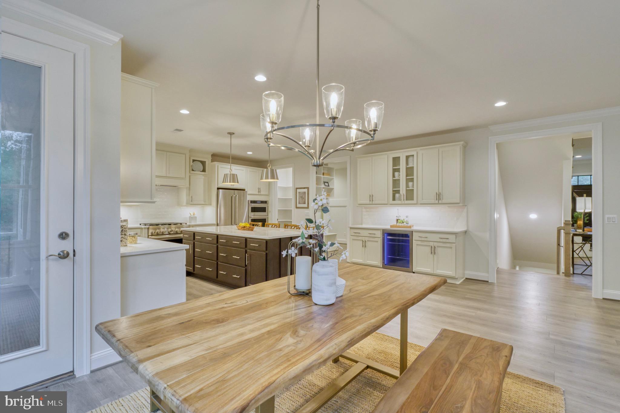 LAUREL RIDGE CROSSING - Residential