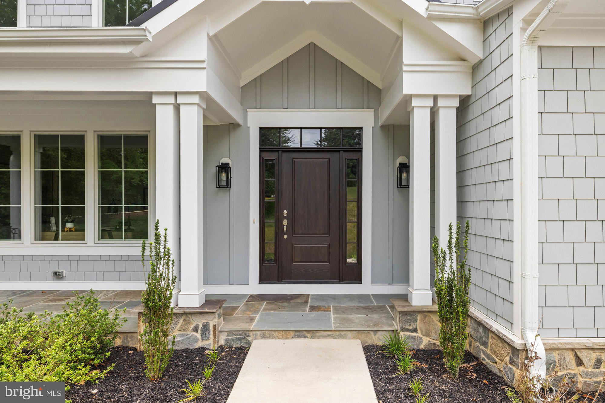 LAUREL RIDGE CROSSING - Residential