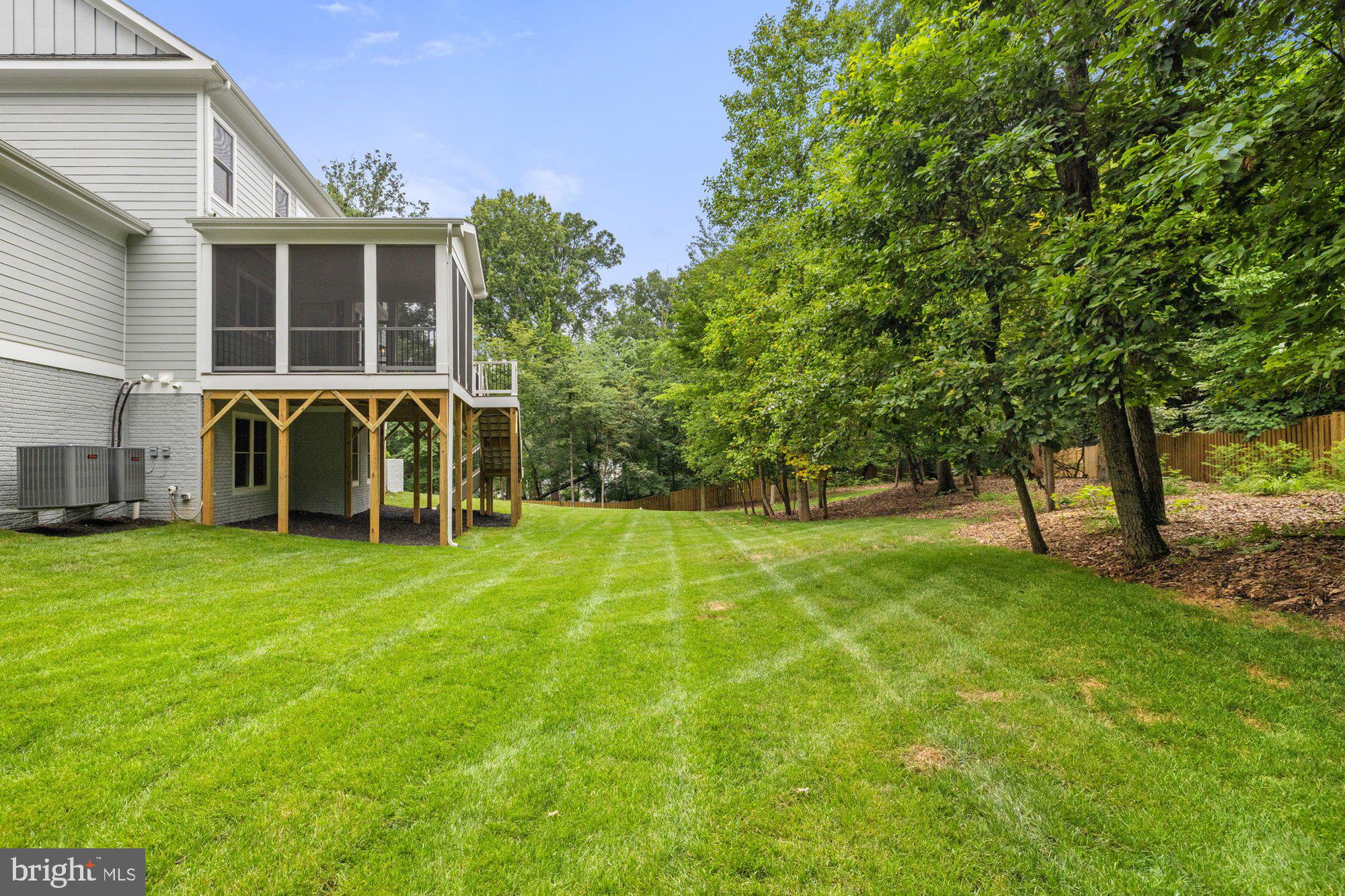 2236 LAUREL RIDGE ROAD