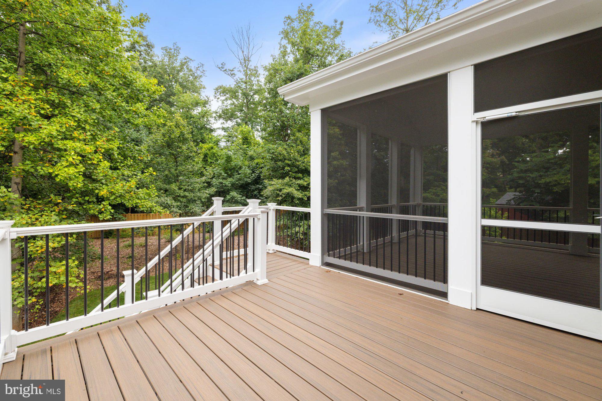 LAUREL RIDGE CROSSING - Residential