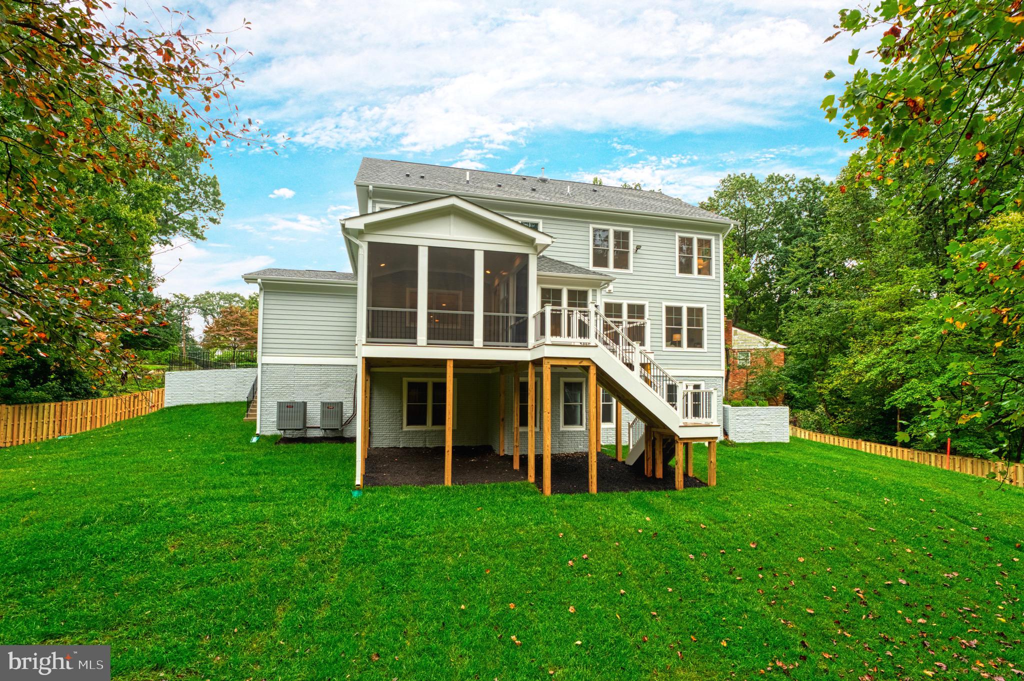 2236 LAUREL RIDGE ROAD