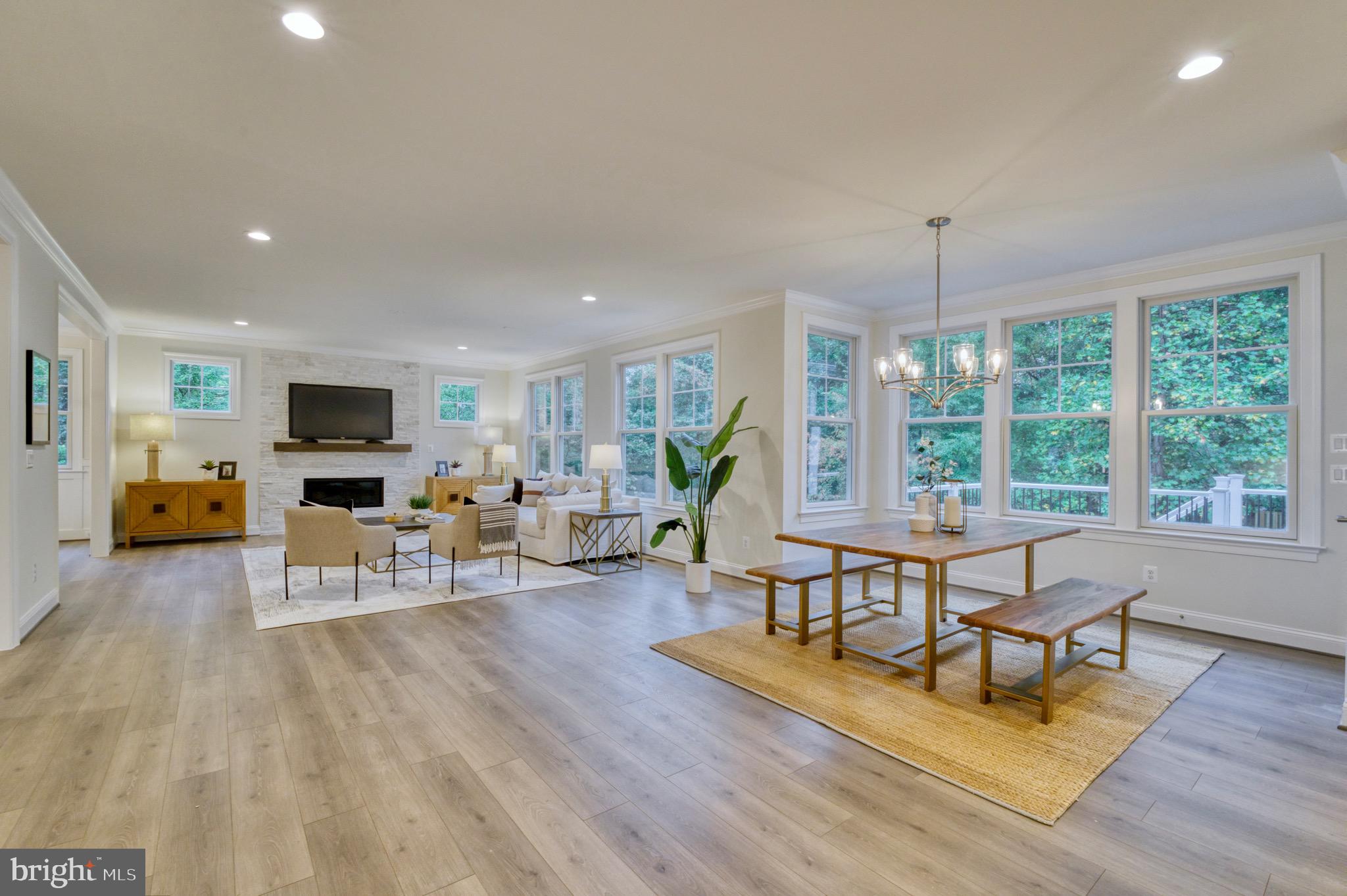 2236 LAUREL RIDGE ROAD