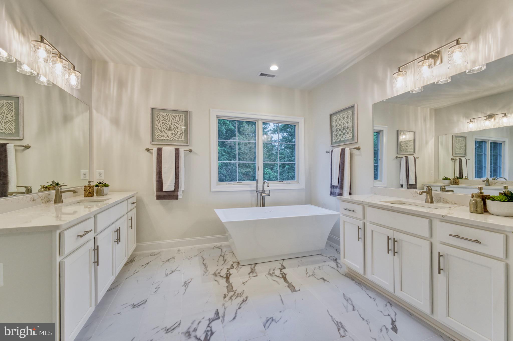 LAUREL RIDGE CROSSING - Residential