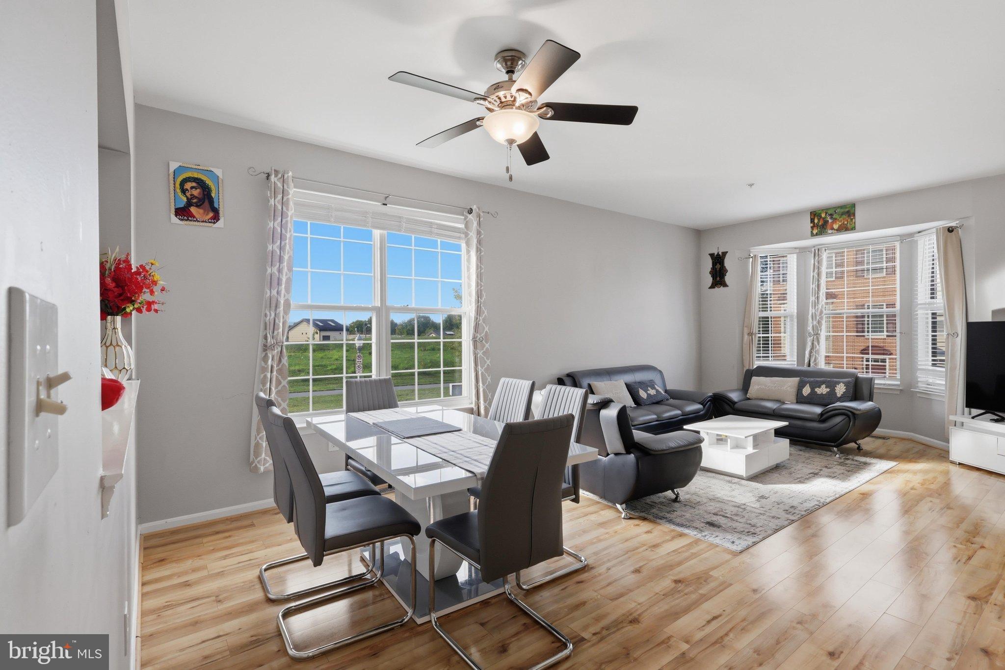 900 TURNING POINT COURT